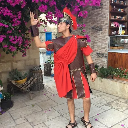 Elif Hatun Konagi 3*